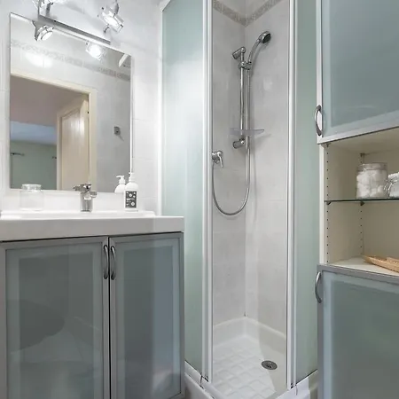 Le Sainte Genevieve - Brotteaux Apartment Lyon